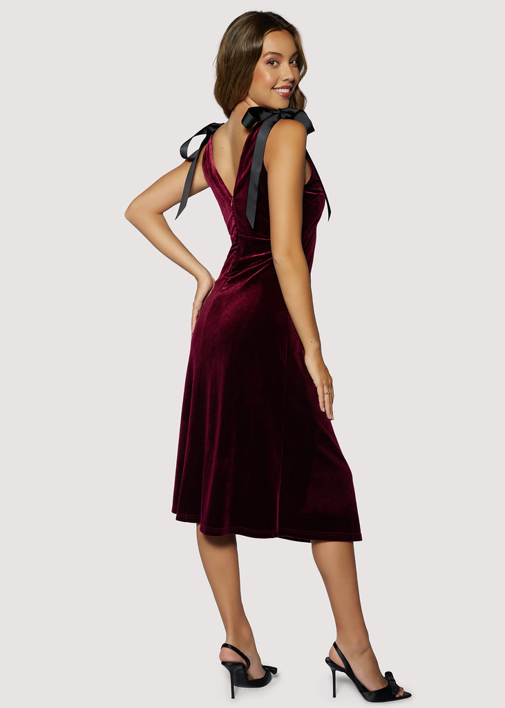 Adorned Virtue Midi Dres